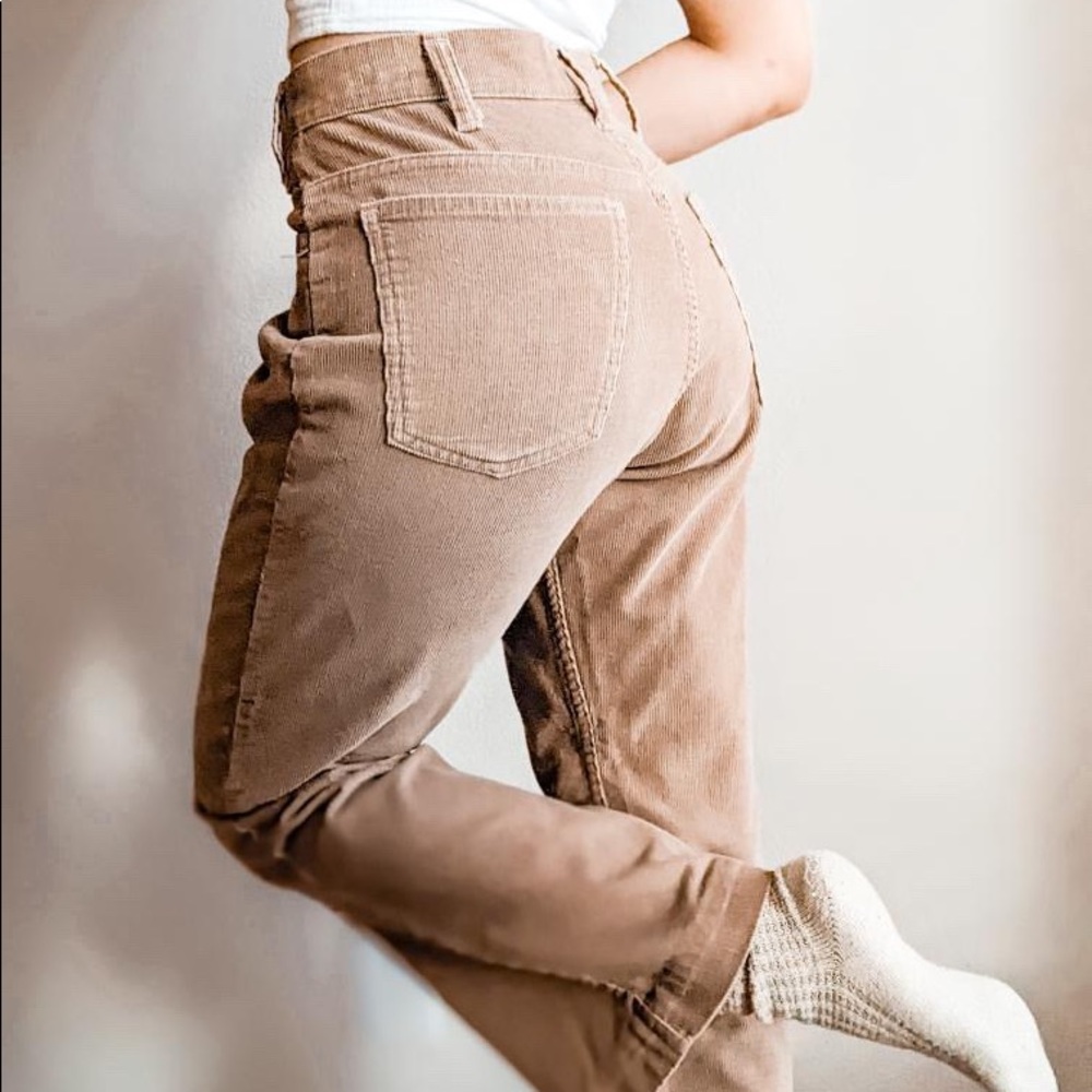 Rare vintage white tab Levi corduroy flare pants
